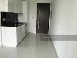 robin-suites photo thumbnail #9